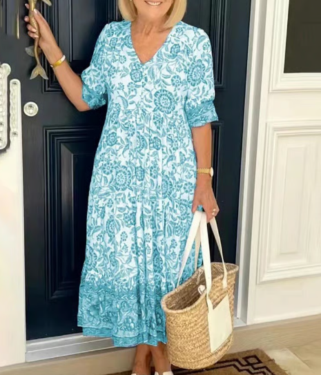 🔥 Nejnovější české šaty s výstřihem