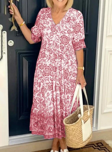 🔥 Nejnovější české šaty s výstřihem