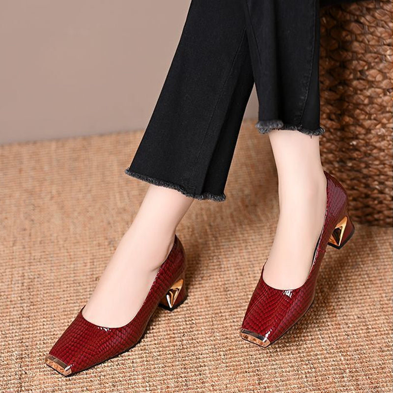 Dámské lodičky s blokovým podpatkem a hadím vzorem